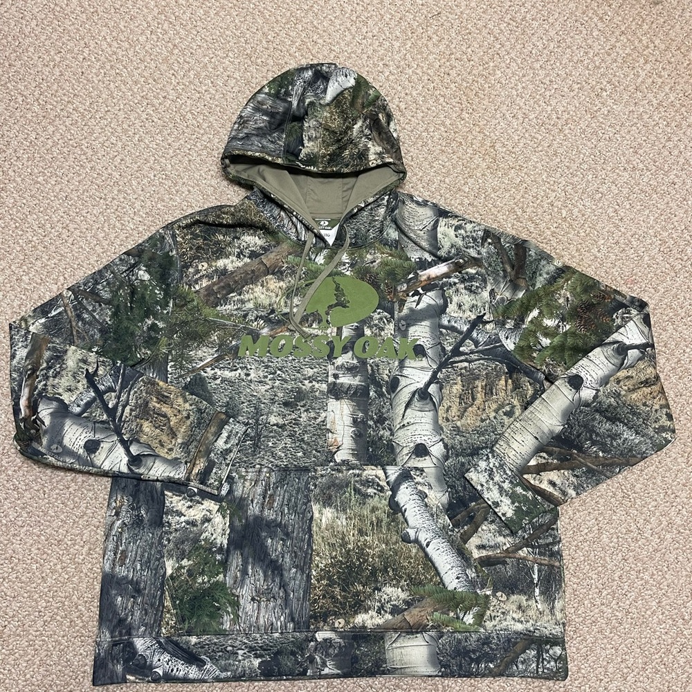 Mossy Oak Camo Pullover Hoodie in Olive Green & Brown